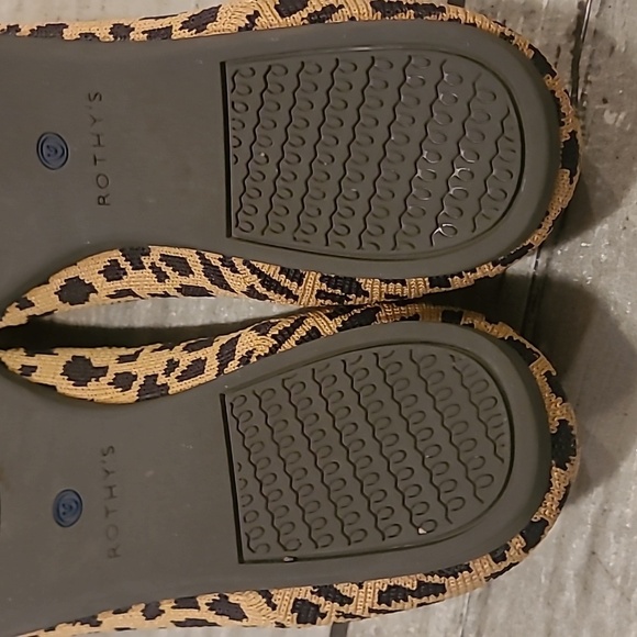 Rothy's Pointed Toe Retired Leopard Print Flats Washable Wmn 10 Authentic Casual - Picture 15 of 16